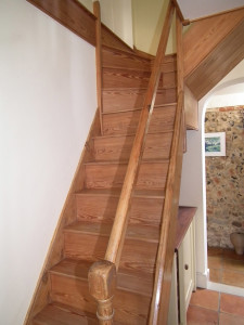 pitch pine stair case refurbishment