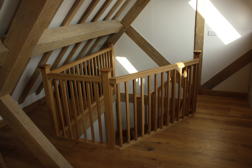 purpose made oak staircase landing (2)